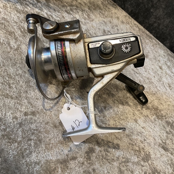 Vintage Daiwa 1600X Spinning Reel, Made in Japan - Picture 3 of 4